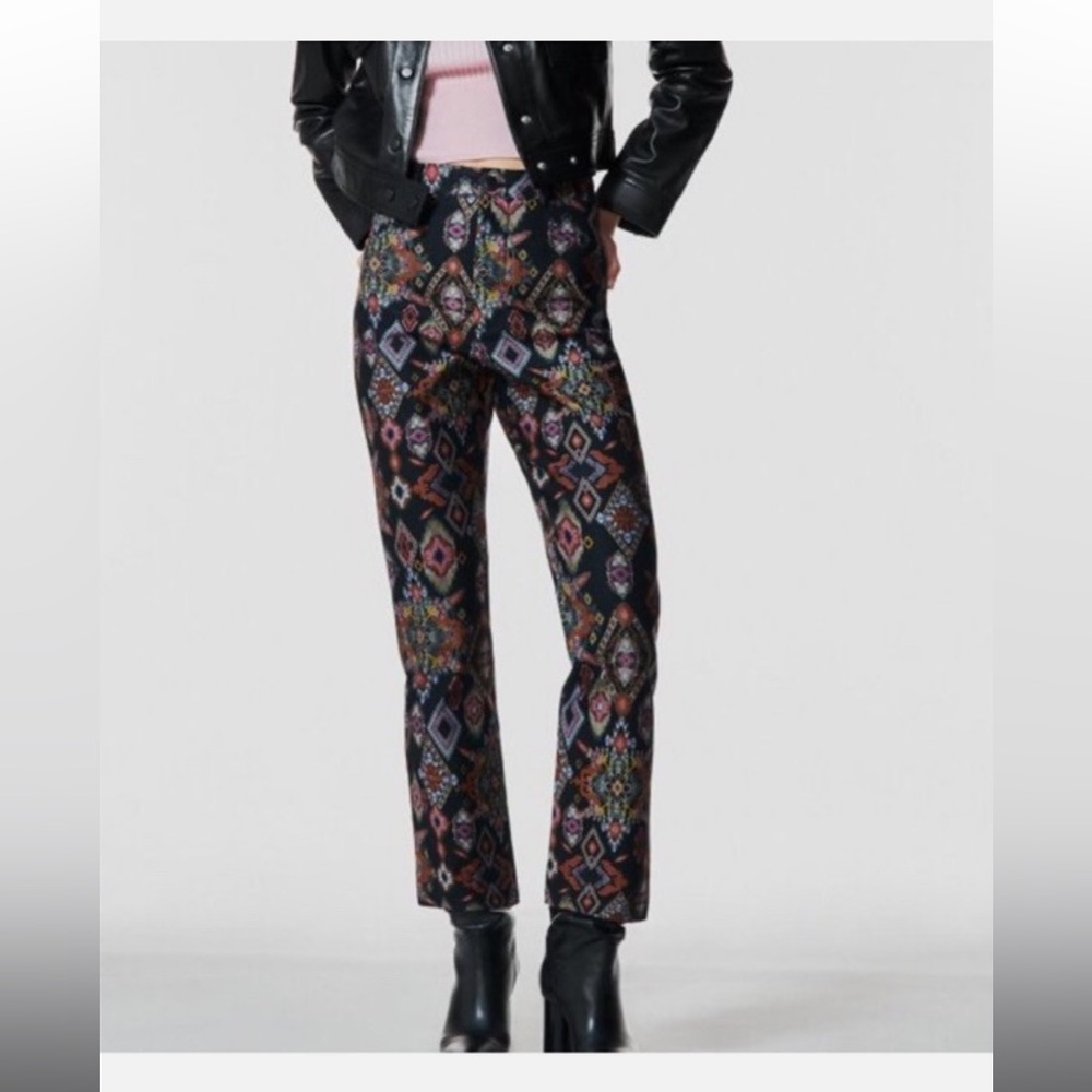 Zara Aztec Geometric Print Cropped Pant, Size Lar… - image 2